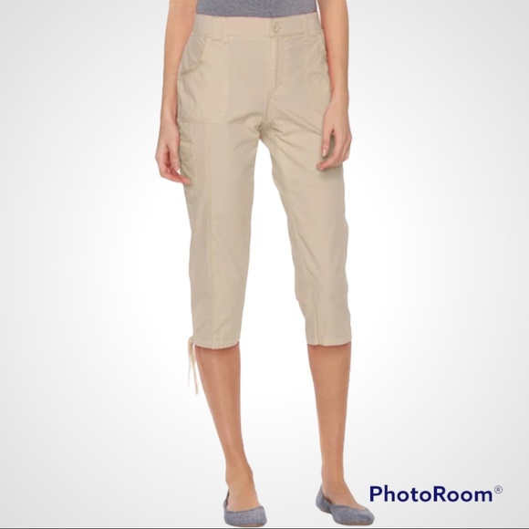 Old Navy Khaki Capri/Long Pants. - Picture 1 of 6
